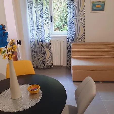 Sandra Apartment *