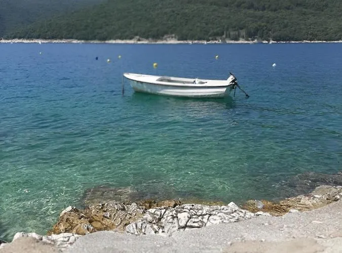 Sandra 아파트 라벡