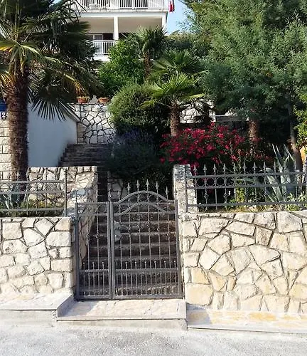 아파트 Sandra 라벡